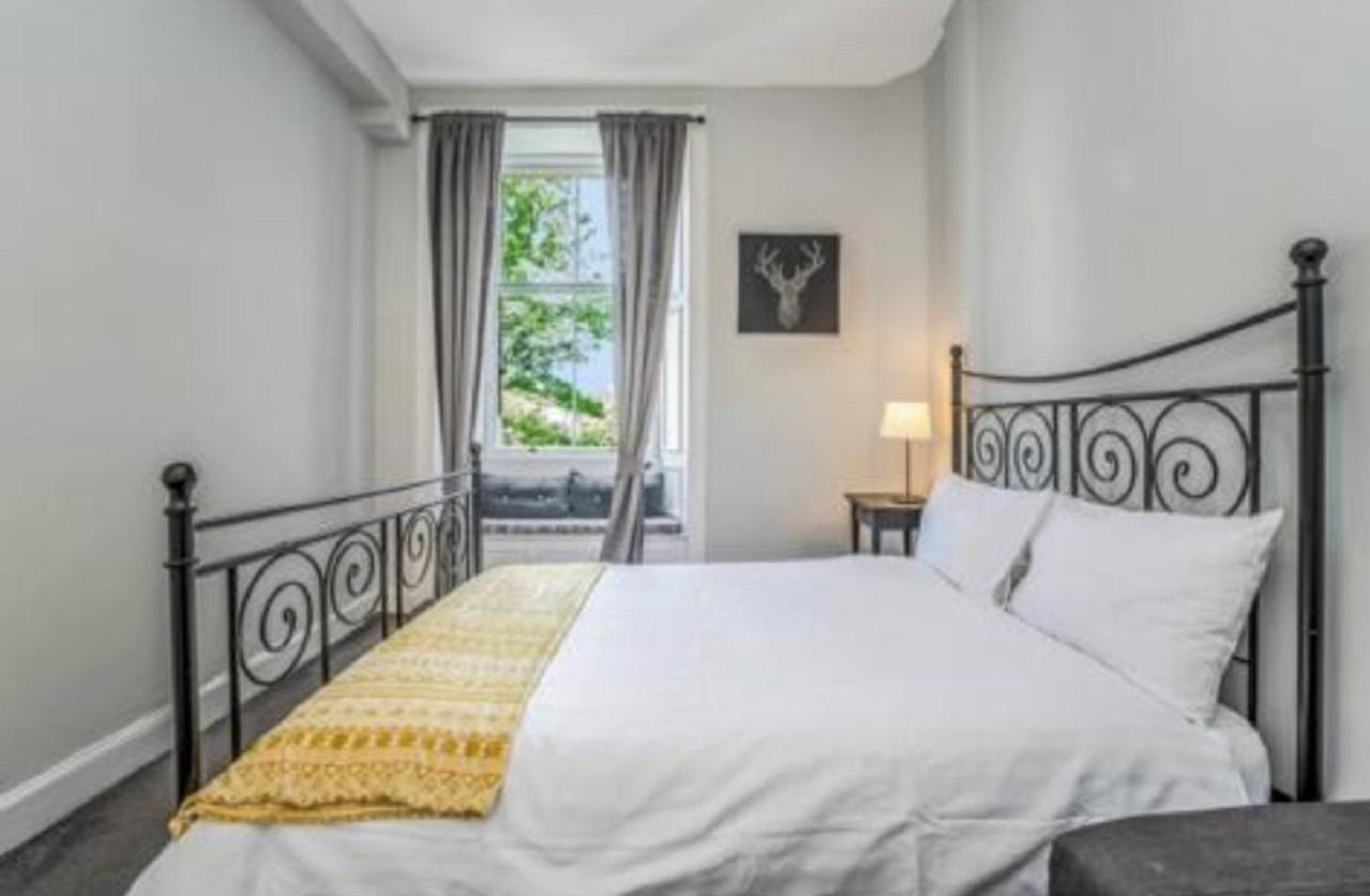 Spacious & Comfortable 3 Bedroom Apartment - Near City Centre - Free Parking Available - Sleeps Up To 5 Guests Edinburgh Exterior foto